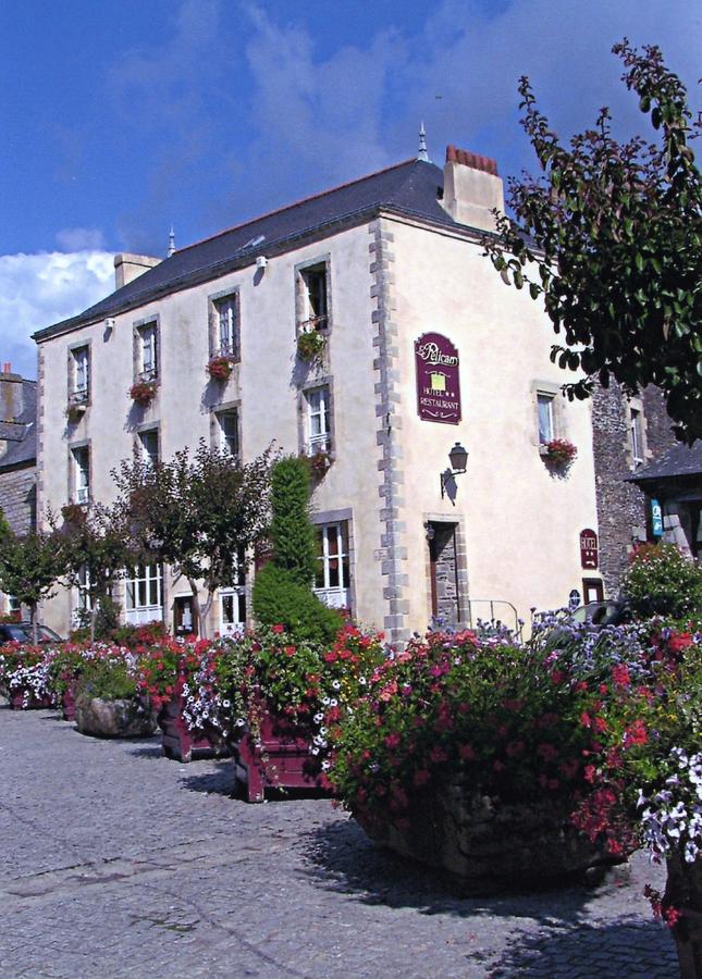Le Pelican Hotel Rochefort-en-Terre Bagian luar foto